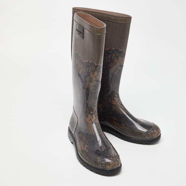 Pre Owned Valentino Black/Beige Lace Print Rubber Rain Boots Size 40
