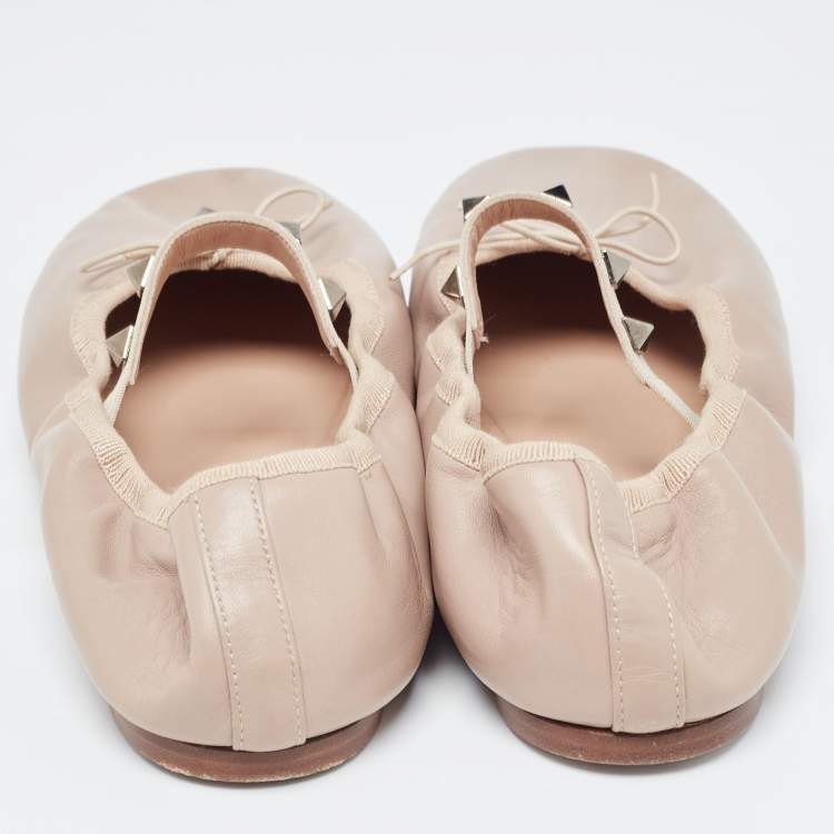 Pre Owned Valentino Beige Leather Rockstud Ballet Flats Size 39