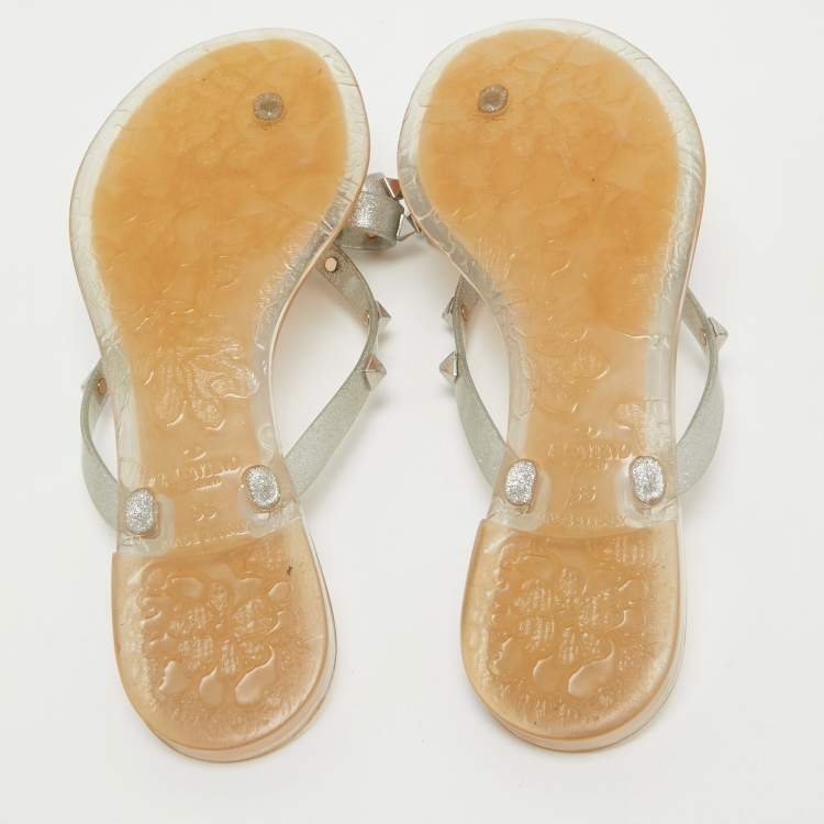 Pre Owned Valentino Silver Glitter Rubber Bow Rockstud Thong Flats Size 36