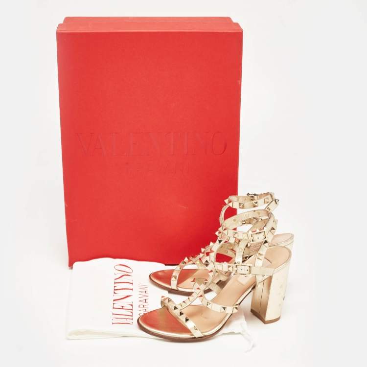 Pre Owned Valentino Metallic Gold Leather Rockstud Strappy Block Heel Sandals Size 37