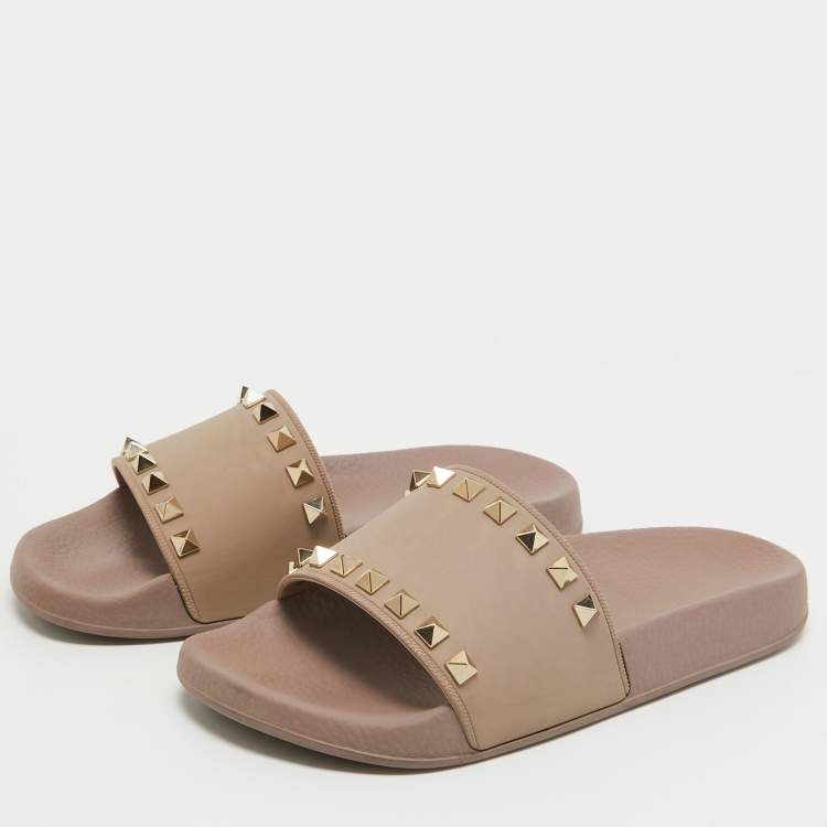 Pre Owned Valentino Dusty Pink Rubber Rockstud Slides Size 36