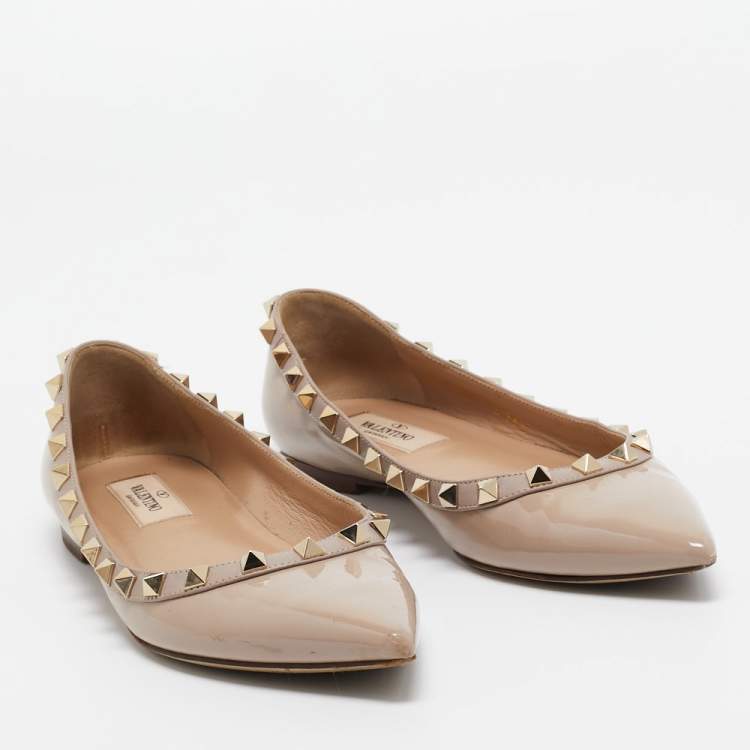 Pre Owned Valentino Beige Patent Leather Rockstud Ballet Flats Size 36.5