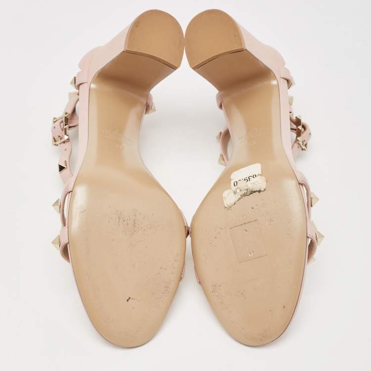 مملوكة مسبقًا Valentino Pink Leather Rockstud Strappy Block Heel Sandals Size 39