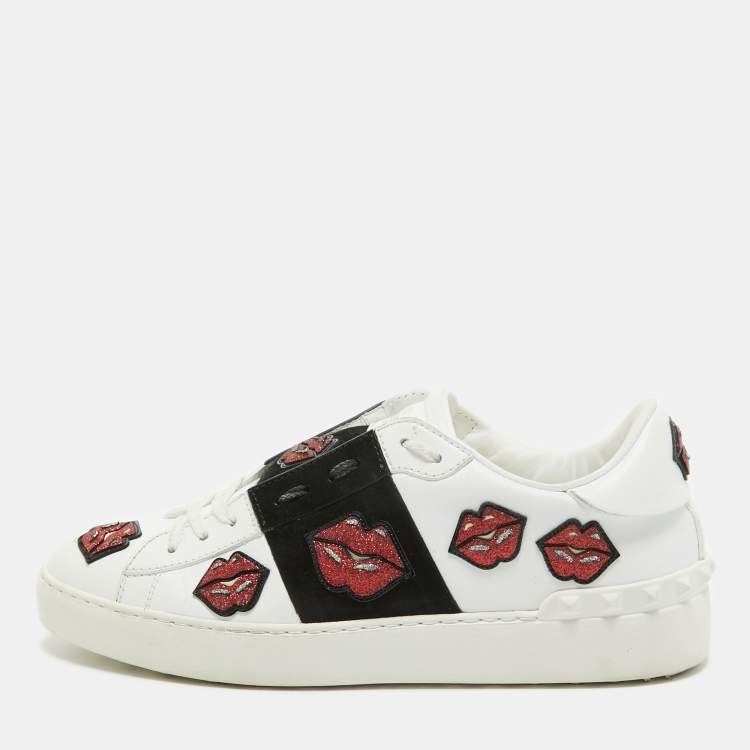 Pre Owned Valentino White/Black Leather and Suede Kiss Me Sneakers Size 39