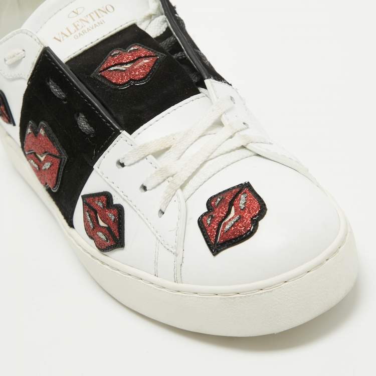 Pre Owned Valentino White/Black Leather and Suede Kiss Me Sneakers Size 39