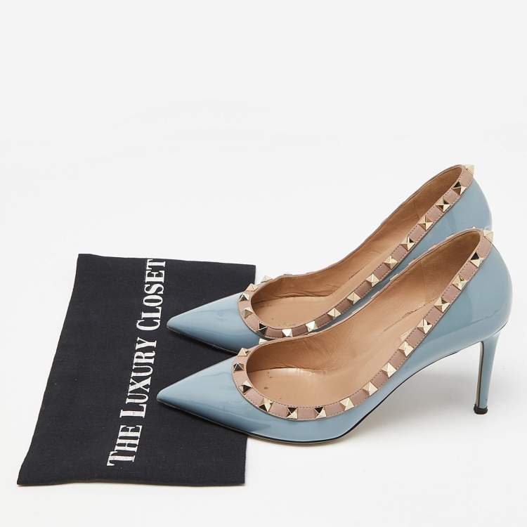 Pre Owned Valentino Blue/Beige Patent and Leather Rockstud Pumps Size 39