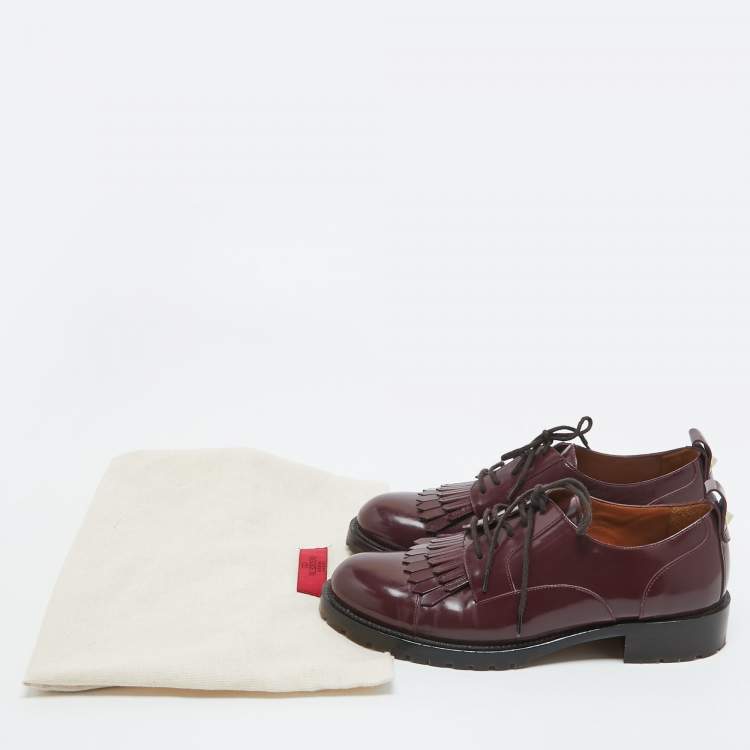 Pre Owned Valentino Burgundy Patent Leather Fringe Derby Size 37