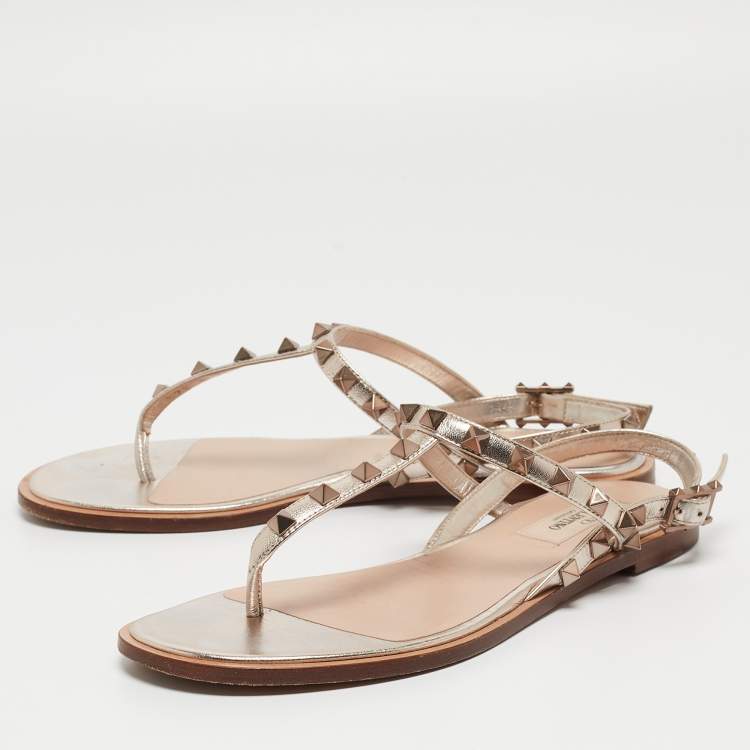 Pre Owned Valentino Metallic Gold Leather Rockstud Thong Flat Slides Size 36.5