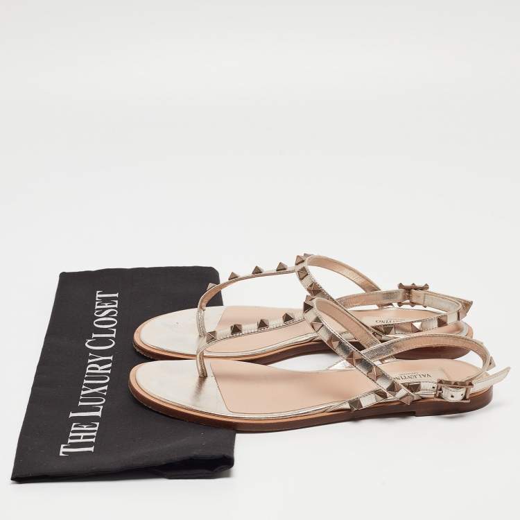 Pre Owned Valentino Metallic Gold Leather Rockstud Thong Flat Slides Size 36.5