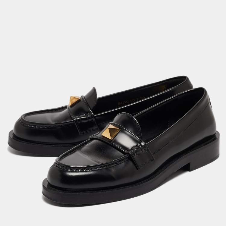 Pre Owned Valentino Black Leather Roman Stud Loafers Size 39