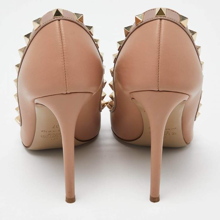 Pre Owned Valentino Beige Leather Rockstud Pointed Toe Pumps Size 37