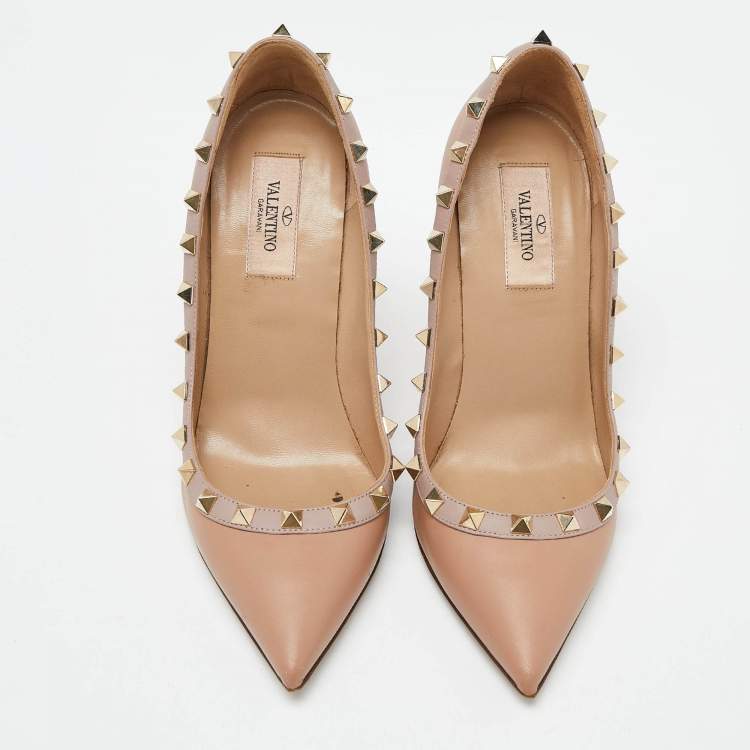 Pre Owned Valentino Beige Leather Rockstud Pointed Toe Pumps Size 37