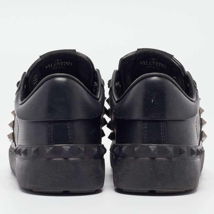 Pre Owned Valentino Black Leather Rockstud Low Top Sneakers Size 36.5
