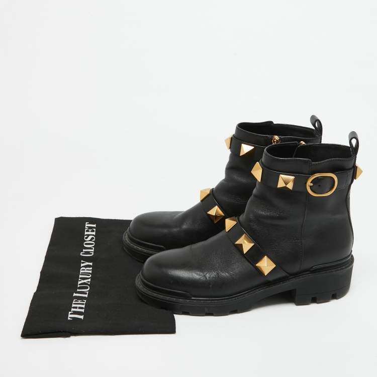 Pre Owned Valentino Black Leather Roman Stud Combat Boots Size 40