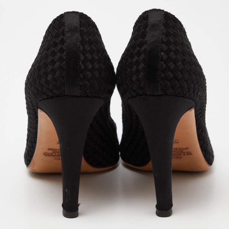 Pre Owned Valentino Black Woven Leather Pumps Size 37