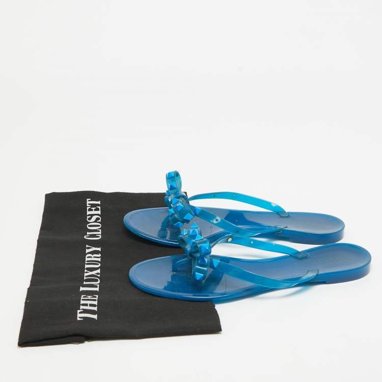 Pre Owned Valentino Blue Rubber Rockstud Thong Flat Sandals Size 38