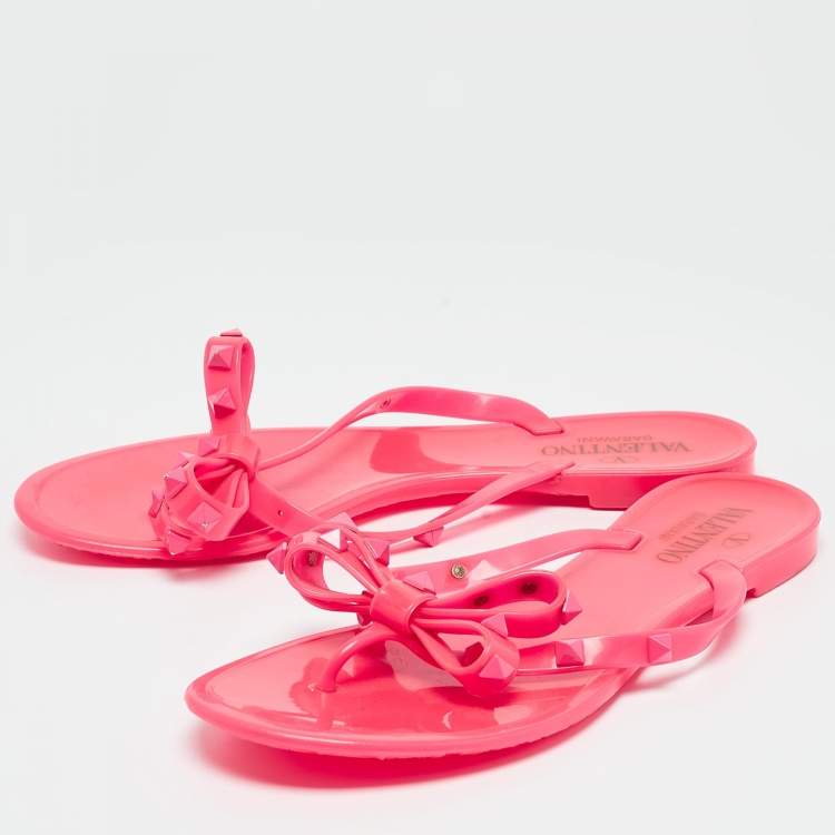 Pre Owned Valentino Pink Rubber Rockstud Slide Flats Size 38
