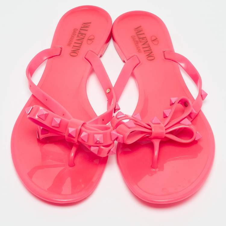 Pre Owned Valentino Pink Rubber Rockstud Slide Flats Size 38