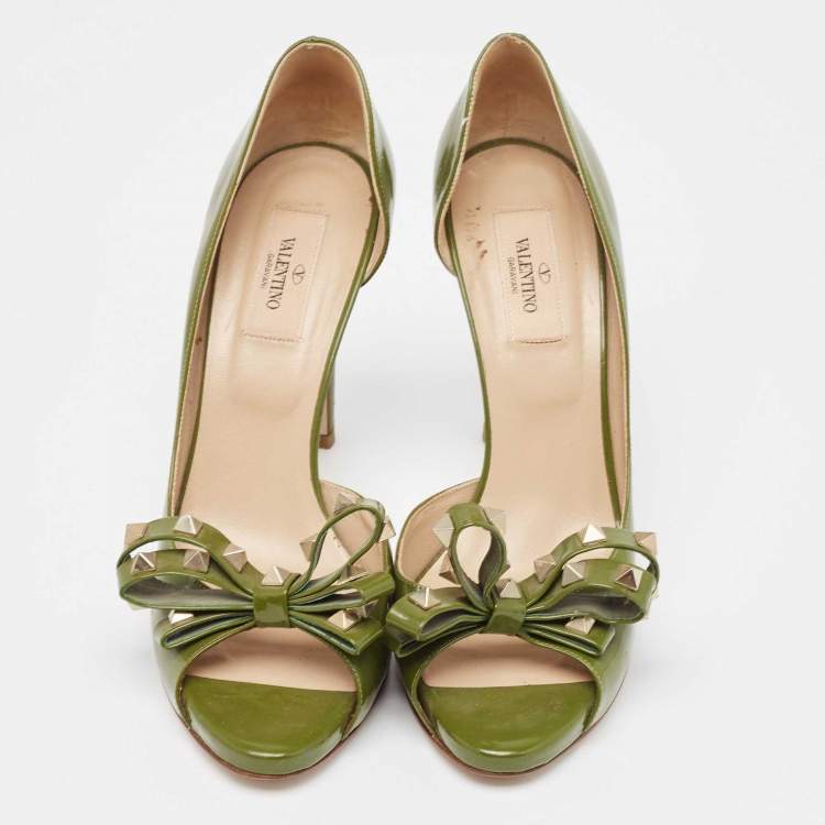 Pre Owned Valentino Army Green Patent Leather Rockstud Bow Open Toe D'orsay Pumps Size 39.5