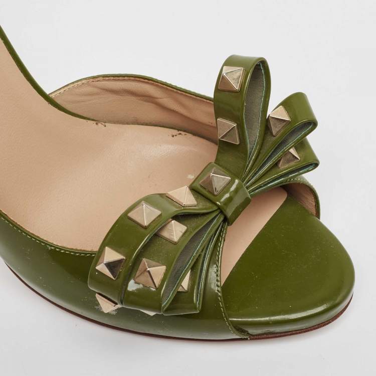 Pre Owned Valentino Army Green Patent Leather Rockstud Bow Open Toe D'orsay Pumps Size 39.5