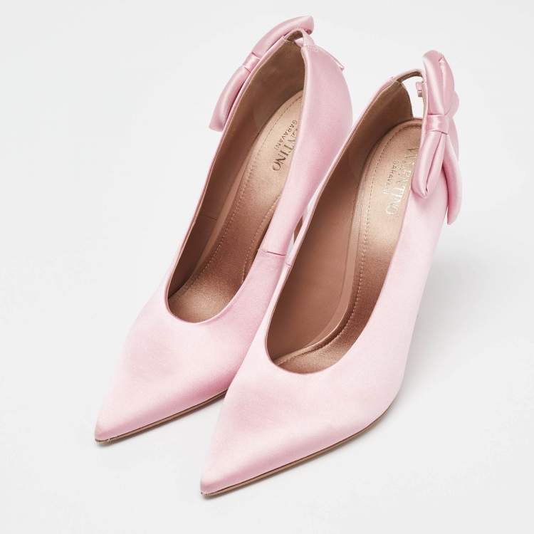 Pre Owned Valentino Pink Satin Nite-Out Pointed Toe Pumps Size 39