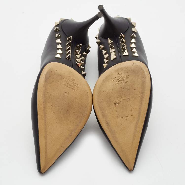 Pre Owned Valentino Black Leather Rockstud Pointed Toe Pumps Size 41