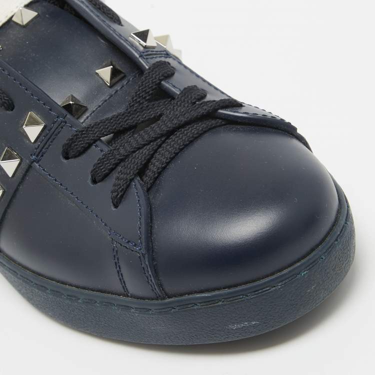 Pre Owned Valentino Navy Blue Leather Rockstud Low Top Sneakers Size 39