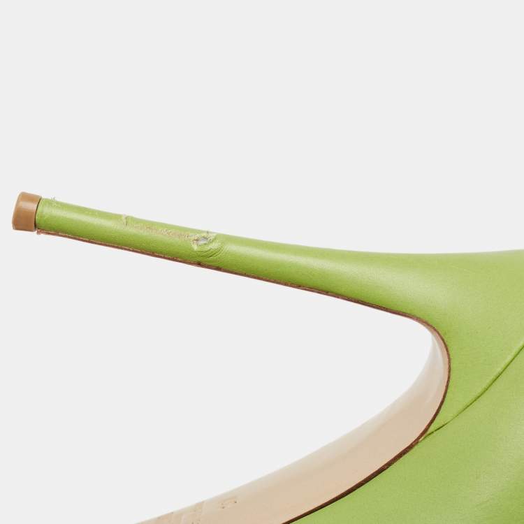 Pre Owned Valentino Green Leather Spike Platform Round Toe Pumps Size 37