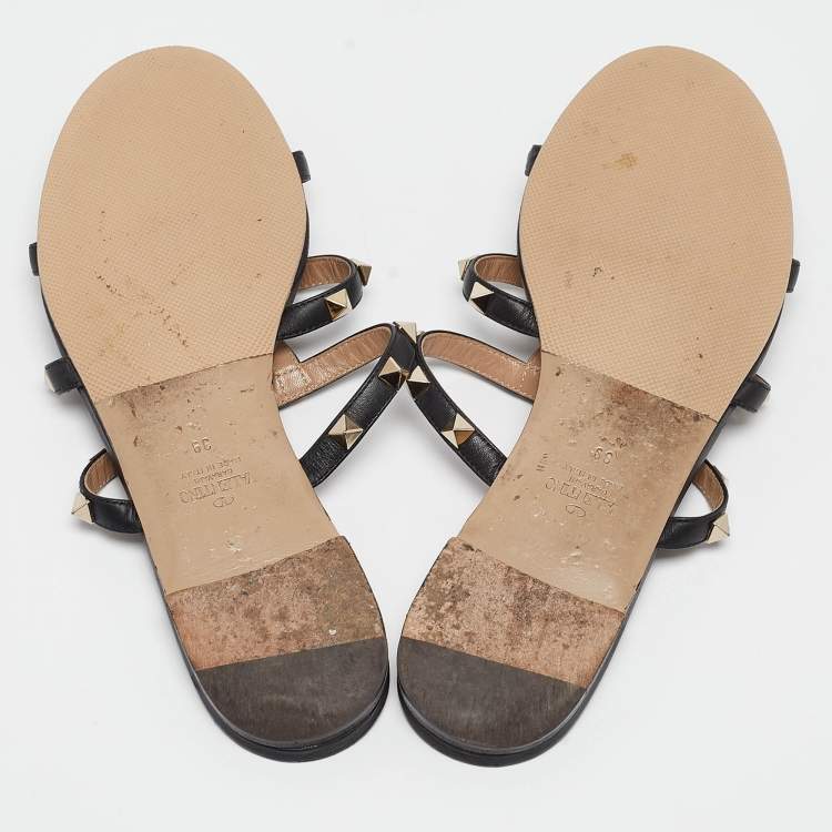 Pre Owned Valentino Black Leather Rockstud Flat Slides Size 39