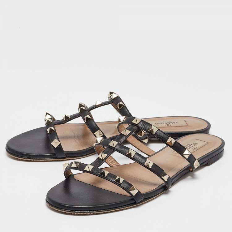 Pre Owned Valentino Black Leather Rockstud Flat Slides Size 39