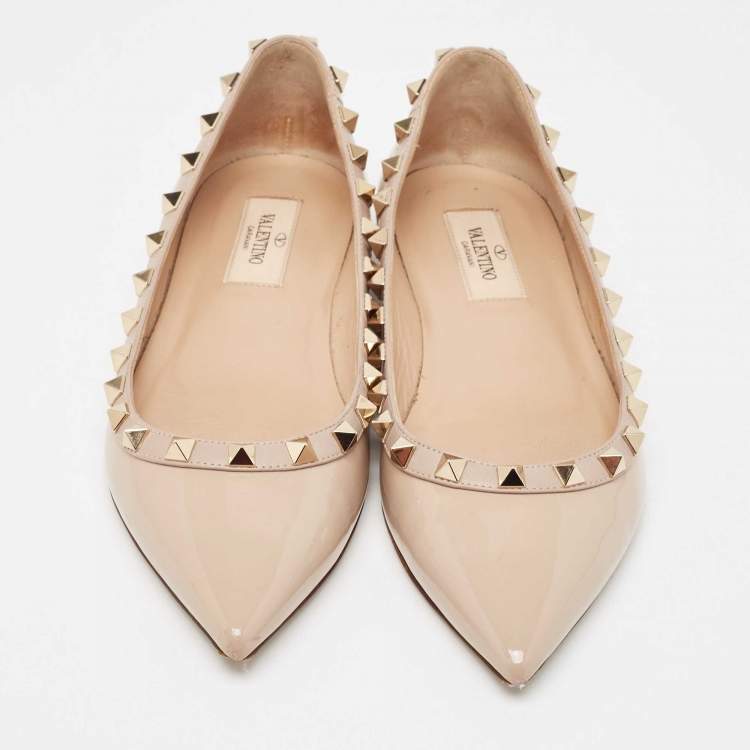 Pre Owned Valentino Beige Patent Leather Rockstud Ballet Flats Size 36.5