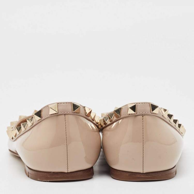 Pre Owned Valentino Beige Patent Leather Rockstud Ballet Flats Size 36.5
