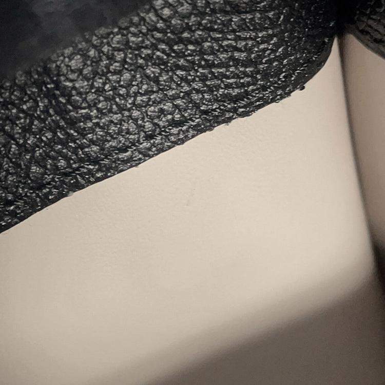 مملوكة مسبقًا Valextra Valextra Izide Black Leather Size Micro