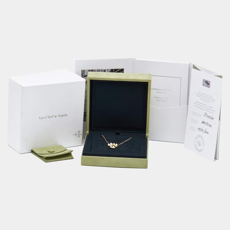Pre Owned Van Cleef & Arpels Frivole 3 Flower Diamond 18k Yellow Gold Necklace