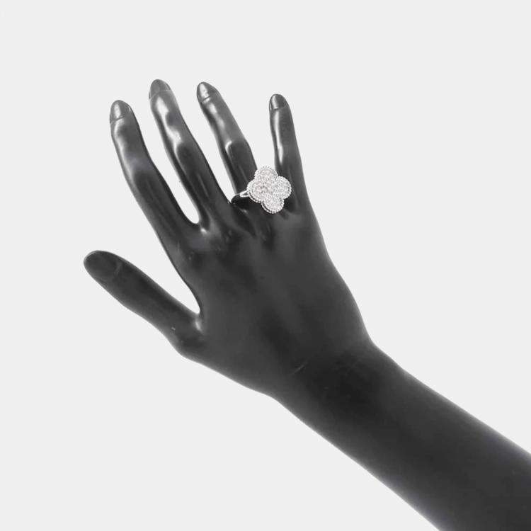 Pre Owned  Van Cleef & Arpels 18K White Gold Magic Alhambra Ring EU 59