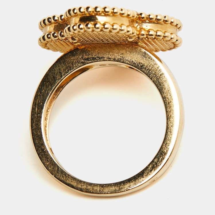 Pre Owned Van Cleef & Arpels Magic Alhambra Grey Mother of Pearl 18k Yellow Gold Ring Size 53