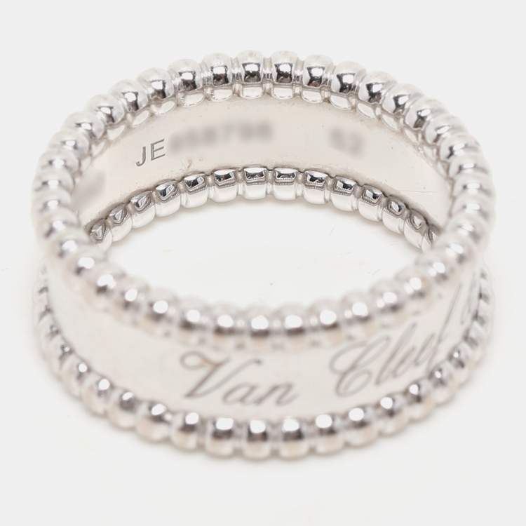 مملوكة مسبقًا Van Cleef & Arpels Perlée Signature 18k White Gold Band Ring Size 52