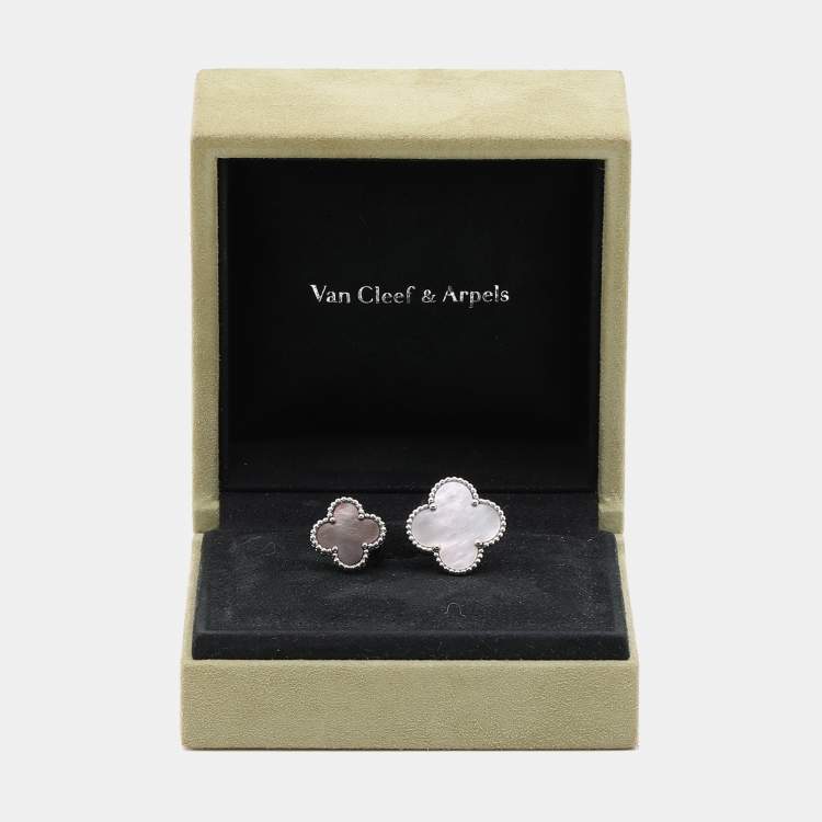 Pre Owned Van Cleef & Arpels Magic Alhambra Between The Finger Mother of Pearl 18k White Gold Ring Size 54