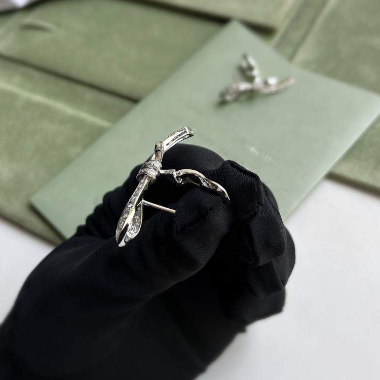 Pre Owned Van Cleef & Arpels 18K White Gold Full Diamond Bow Earrings