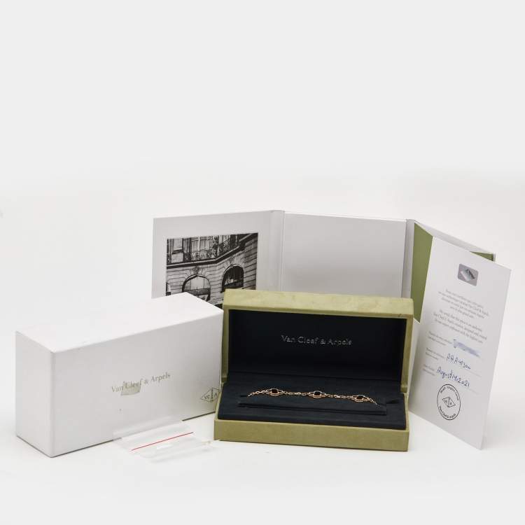 Pre Owned Van Cleef & Arpels Vintage Alhambra Onyx 18k Yellow Gold 5 Motif Station Bracelet