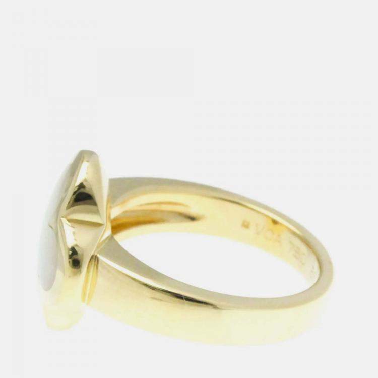 Pre Owned Van Cleef & Arpels Pure Alhambra 18K Yellow Gold Mother Of Pearl Ring EU 55