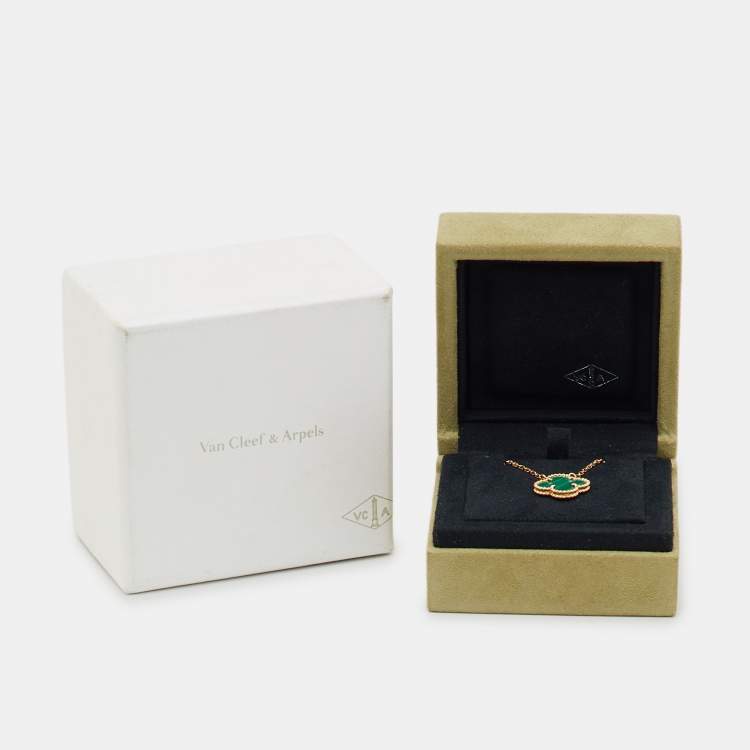 Pre Owned Van Cleef & Arpels Vintage Alhambra Malachite 18k Yellow Gold Necklace