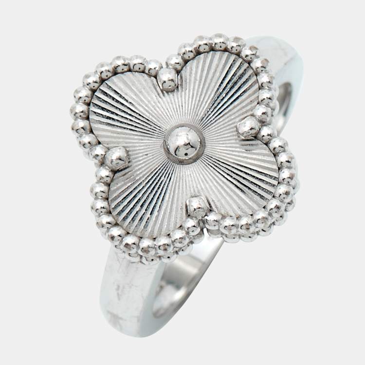 Pre Owned Van Cleef & Arpels Vintage Alhambra Gulloiche 18k White Gold Ring Size 53