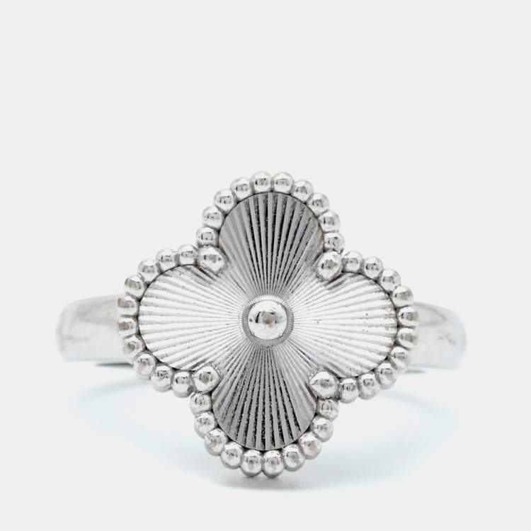 Pre Owned Van Cleef & Arpels Vintage Alhambra Gulloiche 18k White Gold Ring Size 53