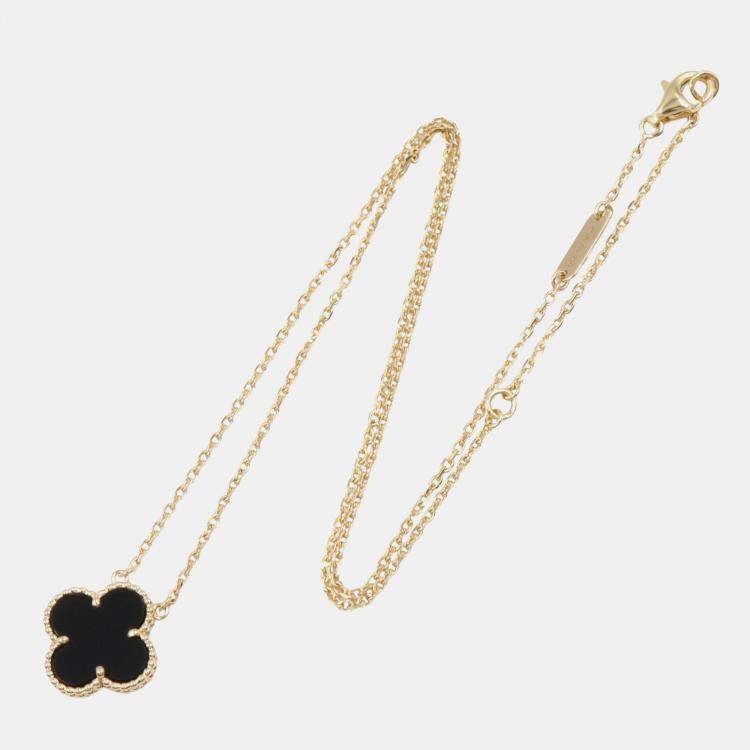 مملوكة مسبقًا Van Cleef & Arpels Vintage Alhambra Onyx 18K Yellow Gold Necklace