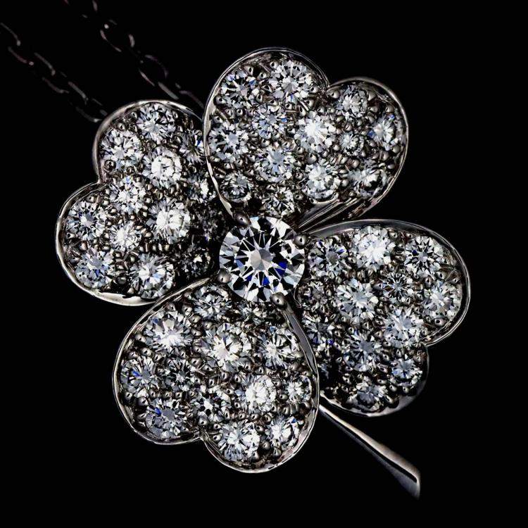 Pre Owned Van Cleef & Arpels Cosmos 18K White Gold Diamond Brooch Necklace