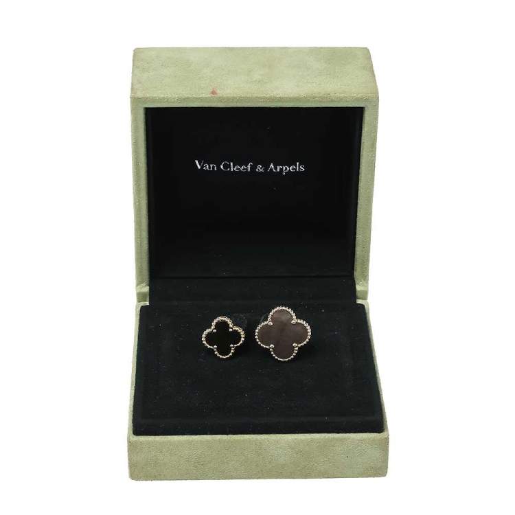 Pre Owned Van Cleef & Arpels Magic Alhambra Between the Finger Gemstone Inlay 18K Yellow Gold Cocktail Ring Size 53