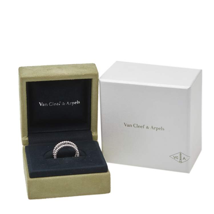 مملوكة مسبقًا Van Cleef & Arpels Perlée Signature 18K White Gold Band Ring Size 52