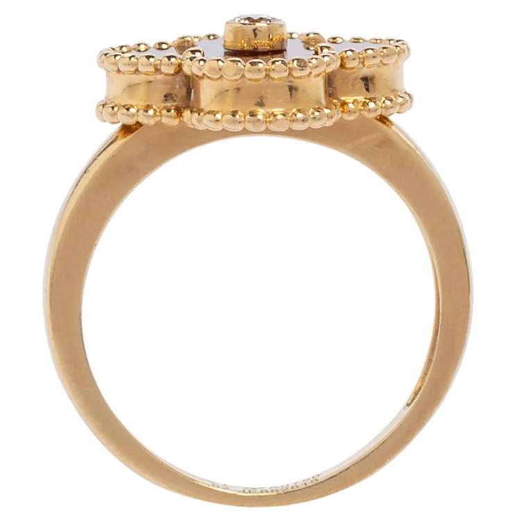 Pre Owned Van Cleef & Arpels Vintage Alhambra Carnelian 18K Yellow Gold Diamond Ring Size EU 52