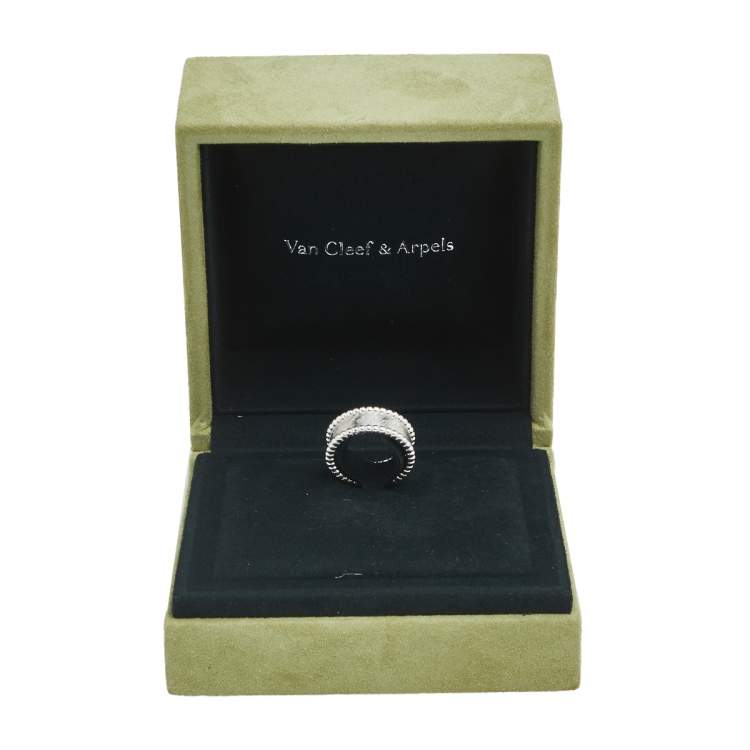 Pre Owned Van Cleef & Arpels Perlee Signature 18K White Gold Band Ring Size 52